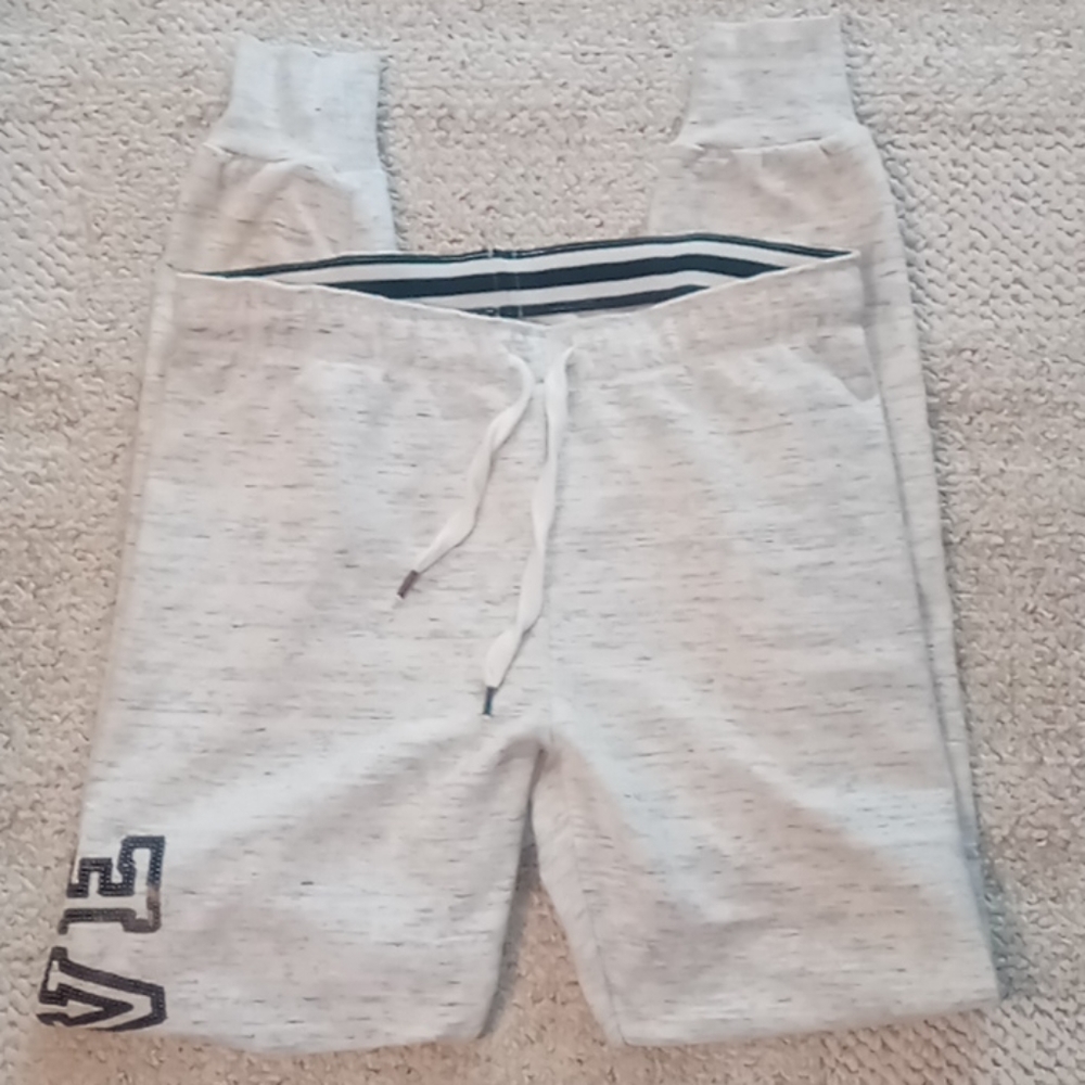 Sweatpants - Picture 3 of 5